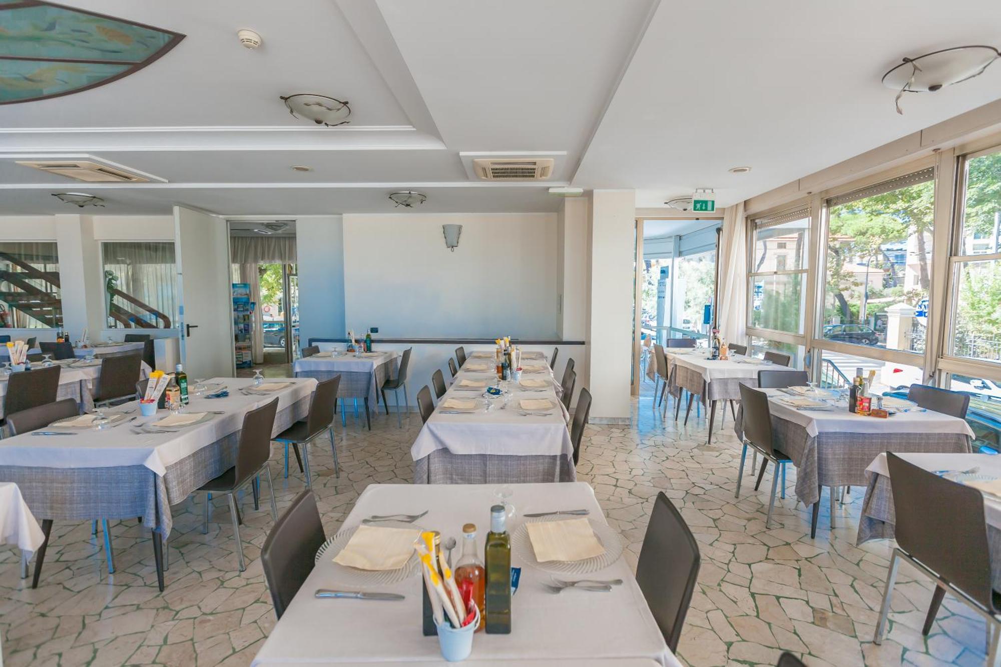 Hotel Patrizia Riccione Exterior foto